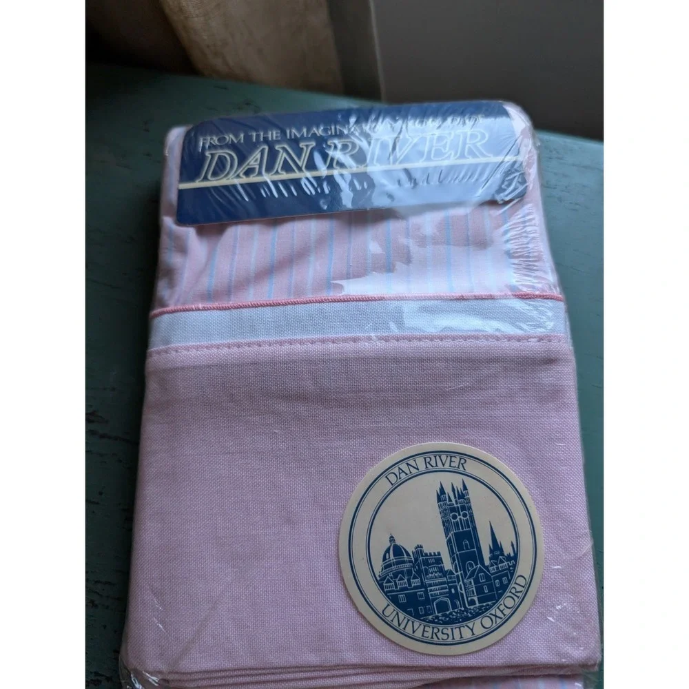 VTG NEW‎ USA Dan River TWO KING PILLOWCASES 20 X 40 Pink& Light Blue Stripes